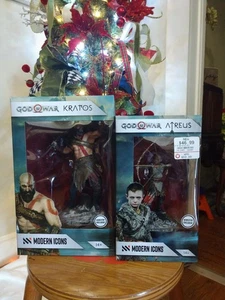 NEU Kratos und Atreus Statue Figur Neu in Box - Modern Icons - Bild 1 von 2