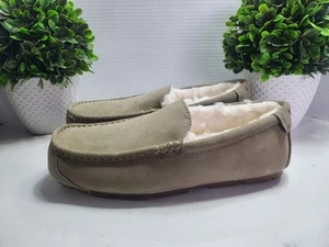 Zapatillas de piel de oveja Koolaburra By UGG Tipton beige claro para hombre talla 10 ~ nuevas - Imagen 1 de 6