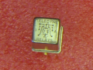 Relé DPDT Teledyne MIL-SPEC 134D-5B, bobina de 5V, 1A@28VDC - Imagen 1 de 4