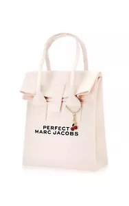 MARC JACOBS PERFECT LUNCH BAG New - Picture 1 of 3