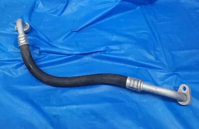 Jeep Liberty 07  A/C Suction Line Hose Assembly Used - Imagem 1 de 2