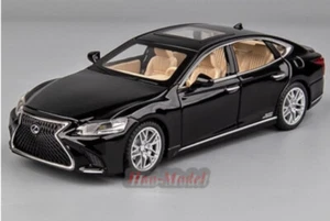 1:32 Lexus LS500H/LM300 Alloy Diecast Car Model Car Collection Gifts Black/White - Picture 1 of 10