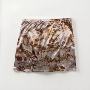 Urban Outfitters Mini Skirt Size Medium  - Picture 1 of 4
