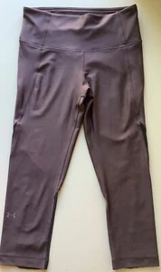 Damen Under Armour HeatGear Capri Kompressions Leggings Mesh Lila Small - Bild 1 von 8