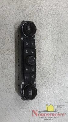 Передние регуляторы температуры 2018 GMC Terrain - Изображение 1 из 4