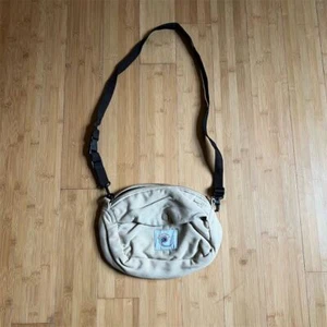 Ergobaby Babytrage beige hellbraun nach innen gerichtet verstellbare Träger 12-45 lbs - Bild 1 von 3