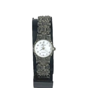 Reloj Jacmor Mujer Tono Plateado 22mm Segunda Mano Genial Pulsera Banda Batería Nueva - Imagen 1 de 5