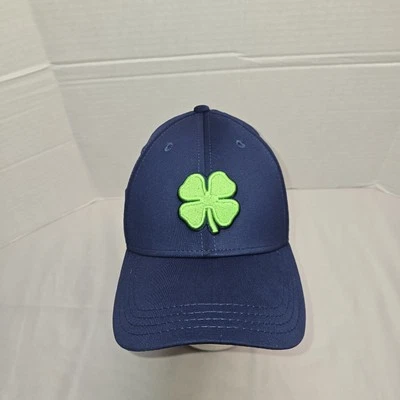 Gorra ajustada de trébol premium negra para hombre - azul/verde - talla S/M usada en excelente estado Foto 1 de 4