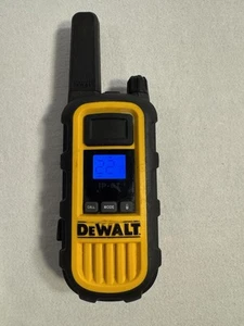 DEWALT IP-67 Two Way Radio Walkie Talkie Tested Working - Zdjęcie 1 z 8