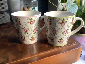 2 x Cath Kidston Floral Mugs GREEN rim - Picture 1 of 4