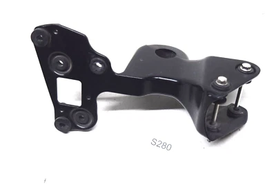 Triumph Speed Triple 1050 Verkleidungshalter Scheinwerferhalter Halterung Träger - Bild 1 von 4