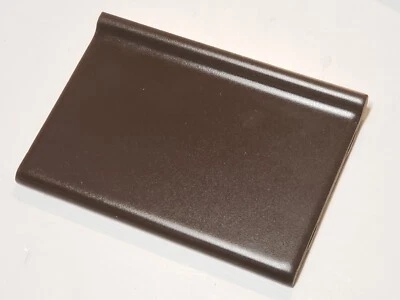 复古 1 AO 陶瓷瓷砖 - 深棕色哑光海湾边缘 6 英寸 x 4 1/8 英寸宽矩形 — 第 1/4 张图片