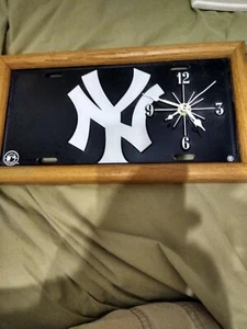 Vintage MLB New York Yankees 12X6" Metal License Plate Clock - Picture 1 of 4