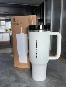SS White Stanley Quencher Tumbler 1183ml Starbucks Korea 2024 - Picture 1 of 1
