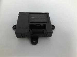 Jaguar 2014-2019 XJ Left Rear Door Control Module EW9314D620AC OEM - Bild 1 von 9
