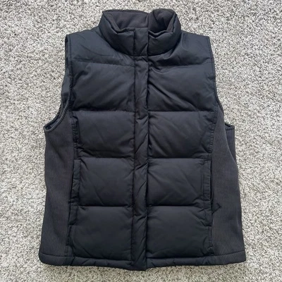 Chaleco GAP más cálido relleno de plumón premium 100 % poliéster negro para mujer M lados adelgazantes Foto 1 de 4