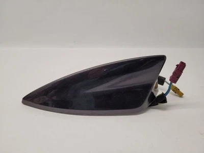 Chevrolet Cruze 2016-2019 aleta de tiburón antena montada en el techo negra Foto 1 de 4