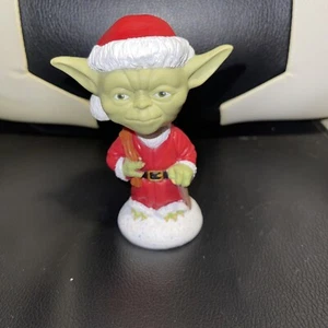 Funko Holiday Star Wars Holiday Yoda Bobblehead 2008 - Picture 1 of 6