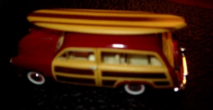 KINSMART 1949 FORD WOODY WAGON W/SURF BOARD DIE CAST MODEL KT5402 NEW WITH TAGS - Picture 1 of 3