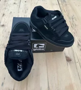 Globe Men's Sabre Skate Shoe Black/Charcoal - Size 8, New in box, Never worn - Picture 1 of 14