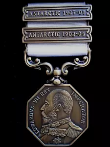 EDWARD VII POLAR MEDAL 1902-04 & 1907-09 CLASPS & RIBBON REPRODUCTION - Bild 1 von 2