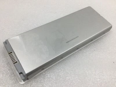 Original Genuine Apple Battery A1185 for Apple 13.3" MacBook White A1181 - Image 1 of 4