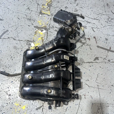 2013 2017 HONDA ACCORD 2.4L INTAKE MANIFOLD OEM + Throttle body - Image 1 of 4