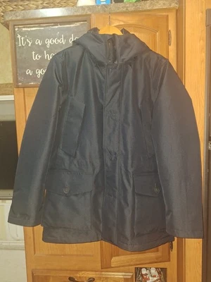 Woolrich Hooded Down Filled GoreTex Coat With Polygiene Antimicrobial Liner. NWT - Image 1 of 4