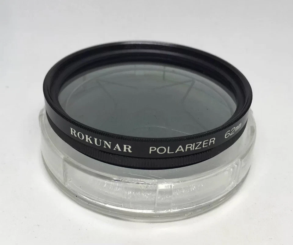 Rokunar Polarizer 62 mm Screw-In Glass Filter Lens w/ Case Made in Japan Tinted - Image 1 of 4