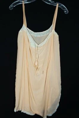 RARE VINTAGE 1940'S PEACH SILK CREPE TEDDY LINGERIE SIZE MEDIUM 38" BUST - Image 1 of 4