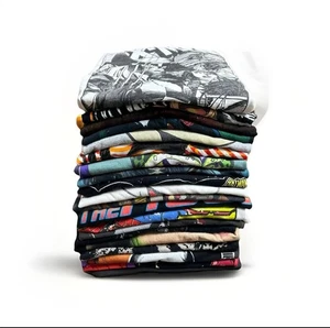 Mystery T-Shirt | Thrifted Vintage Style Y2K Graphic Sports Tourist Tee - Imagen 1 de 9