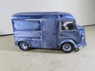482W IXO Lavorato Citroën Tipo H 1961 Grigio GB Qv + Personaggio Al Volanti 1:43 - Immagine 1 di 4
