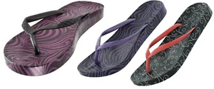 SANDALIA TANGA BEACH BASICS 213214W MUJER ESTAMPADO GOMA CUÑA BAJA CHANCLAS EE. UU. 7 - Imagen 1 de 5
