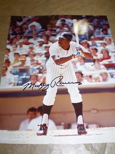 NEW YORK YANKEES CLASSIC MICKEY RIVERS 8X10 BATTING AUTOGRAMM HANDSIGNIERT COA - Bild 1 von 3