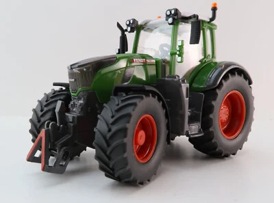 Siku 3293 - Fendt 728 Vario Tractor - New 2024 - Scale 1:32 - Image 1 of 4