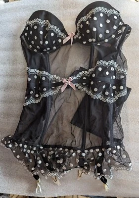 Victoria’s Secret Corsé Liguero Blanco y Negro Rosa Arco Copa 36C 36007169 Foto 1 de 4