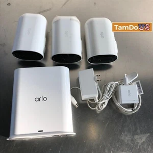 Arlo Pro 4 XL Spotlight 3-Cam Security Bundle VMS4352P-1CCNAS, 2K HDR - Picture 1 of 4