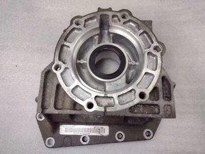 Carcasa adaptador de extensión de transmisión 45RFE 545RFE 1999-UP 4,7 L 4x4 52107719 - Imagen 1 de 4