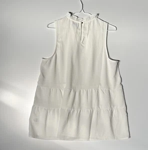 Top Mud Pie Tay Volantes Blanco, Talla Mediana, Peso Ligero, $55 en tiendas ahora - Imagen 1 de 5