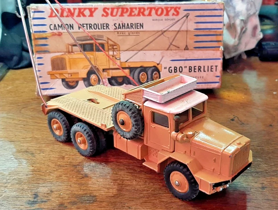 Camion Petrolier GBO Berliet Saharien Dinky supertoysAncien Jouet France Meccano - Photo 1/4