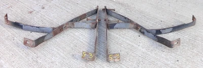 Chevy 1953 soportes de parachoques delanteros par original GM  Foto 1 de 4