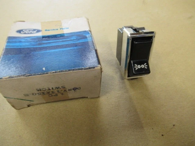 Ford Capri mk1 Hazard Warning Light Switch, Brand New, N.O.S, Also Transit mk1. — 第 1/4 张图片