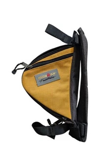 Iron Man Triathlon gelb schwarz Dreieck Fahrrad Werkzeugtasche Tasche Rahmenhalterung - Bild 1 von 6