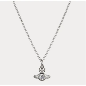 Vivienne Westwood London Orb Necklace – Silver (Cube Design) with Box... - Picture 1 of 6