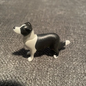 PLAYMOBIL Dog Border Collie Standing Black and White #9318 Bowing Head Up Down - Picture 1 of 3
