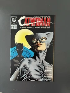 Catwoman 4 von 4 Rabattbuch - 5 $ Min Kauf - Bild 1 von 2