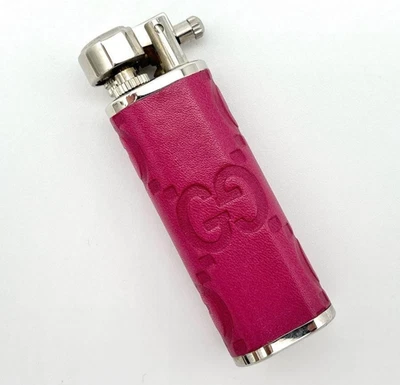 GUCCI GG Sima Encendedor de Gas Cuero Rosa Cereza Púrpura Sin Caja Encendido Confirmado Foto 1 de 4