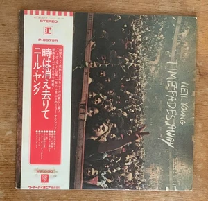 ORIG Obi Insert Japan 1973 NEIL YOUNG Time Fades Away LP Folk Rock Vinyl - Imagen 1 de 8