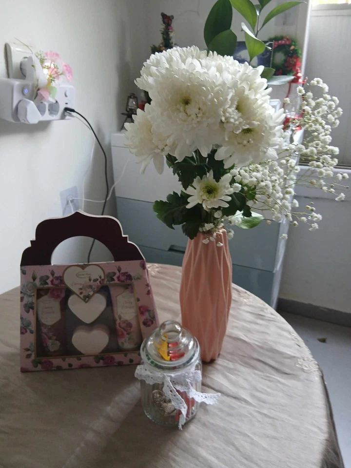 BOUQUET FLOWERS image virtual digital photo postcard picture #E021T1A Elena S - Image 1 of 1