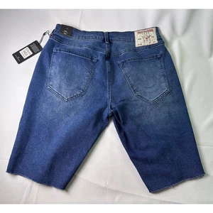 NWT True Religion Ricky Relaxed Straight Denim Shorts Distressed Raw Hem Size 32 - Picture 1 of 15